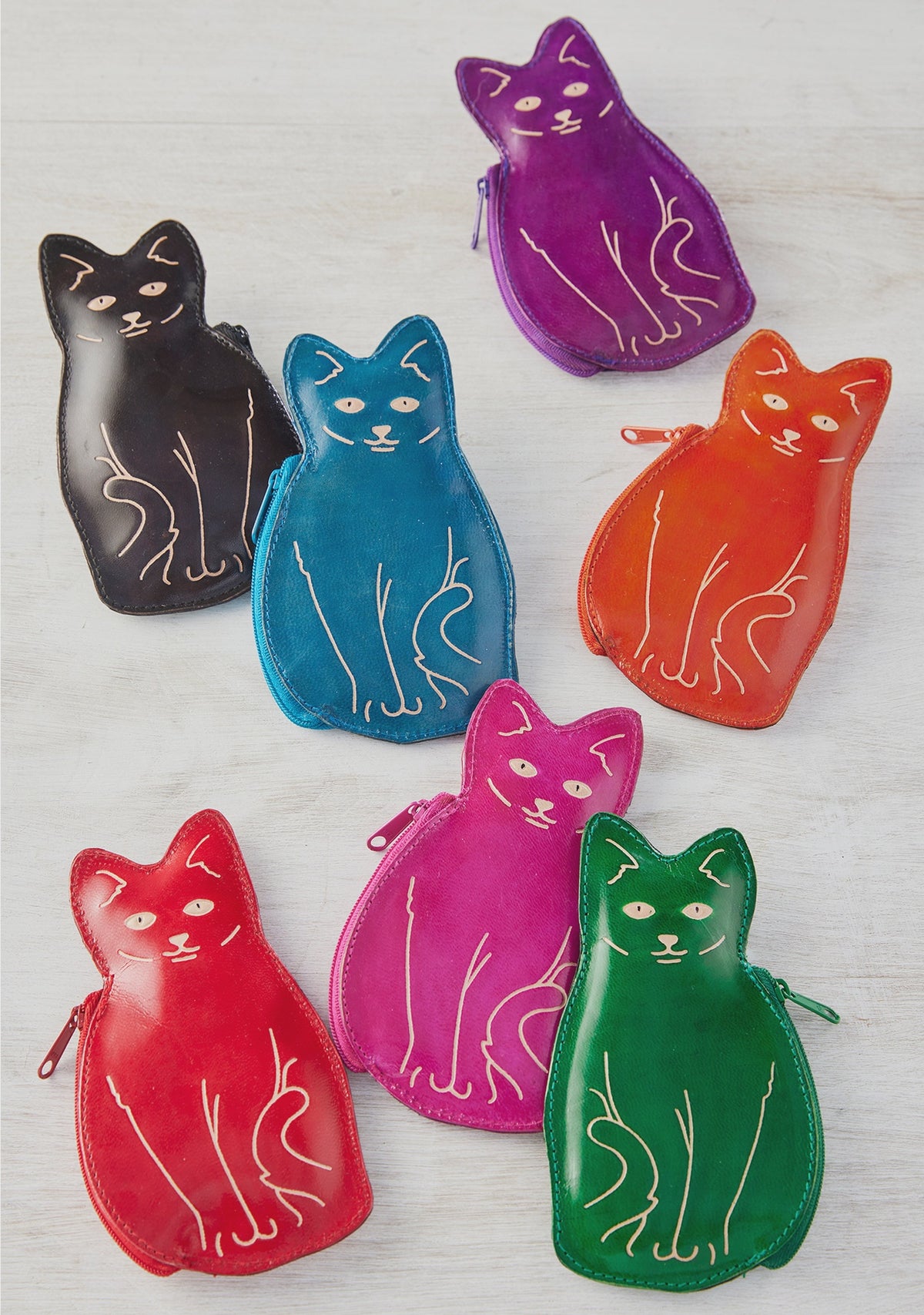 Leather Sitting Cat Purse