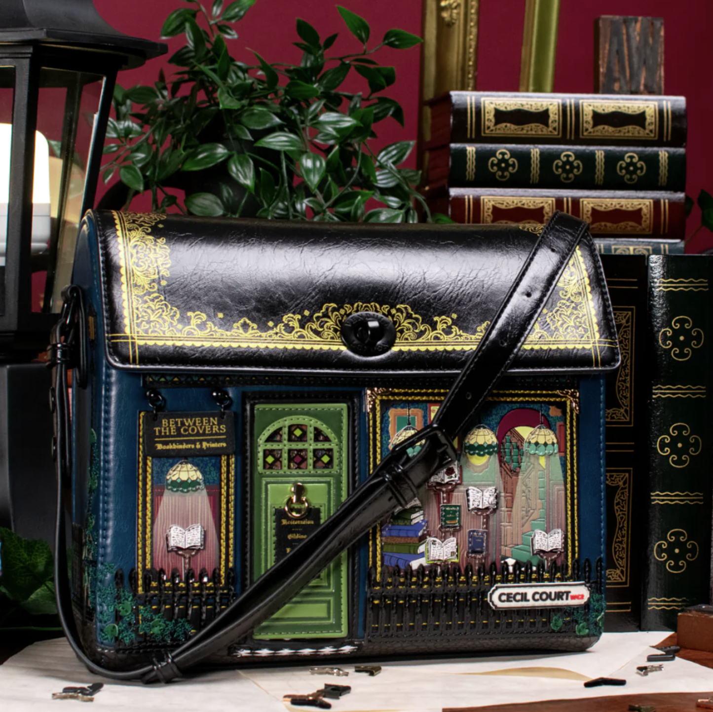 Vendula Between the Covers Bookbinders Box Bag