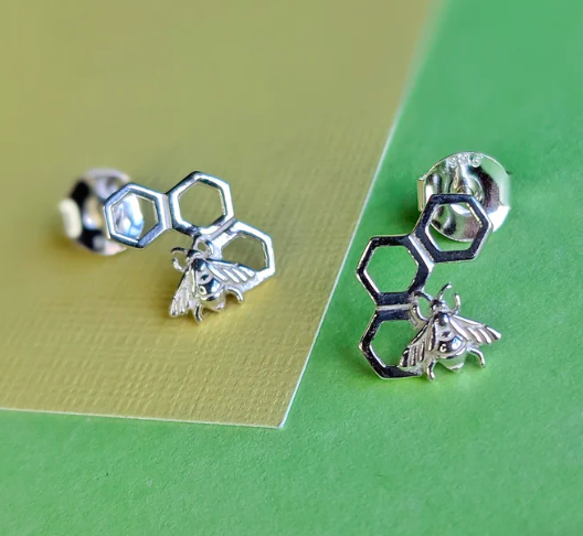 Vurchoo Bumblebee Silver Studs