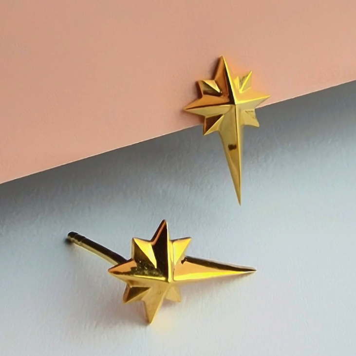 Vurchoo Rising Star Gold Stud Earrings