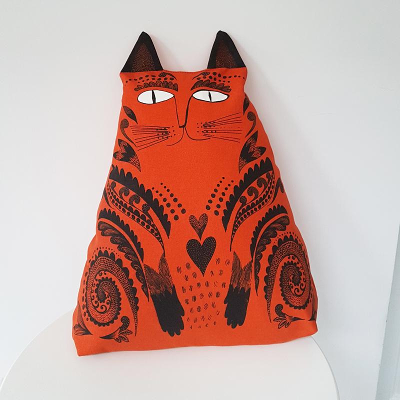 Lush Designs Cushion Kitty